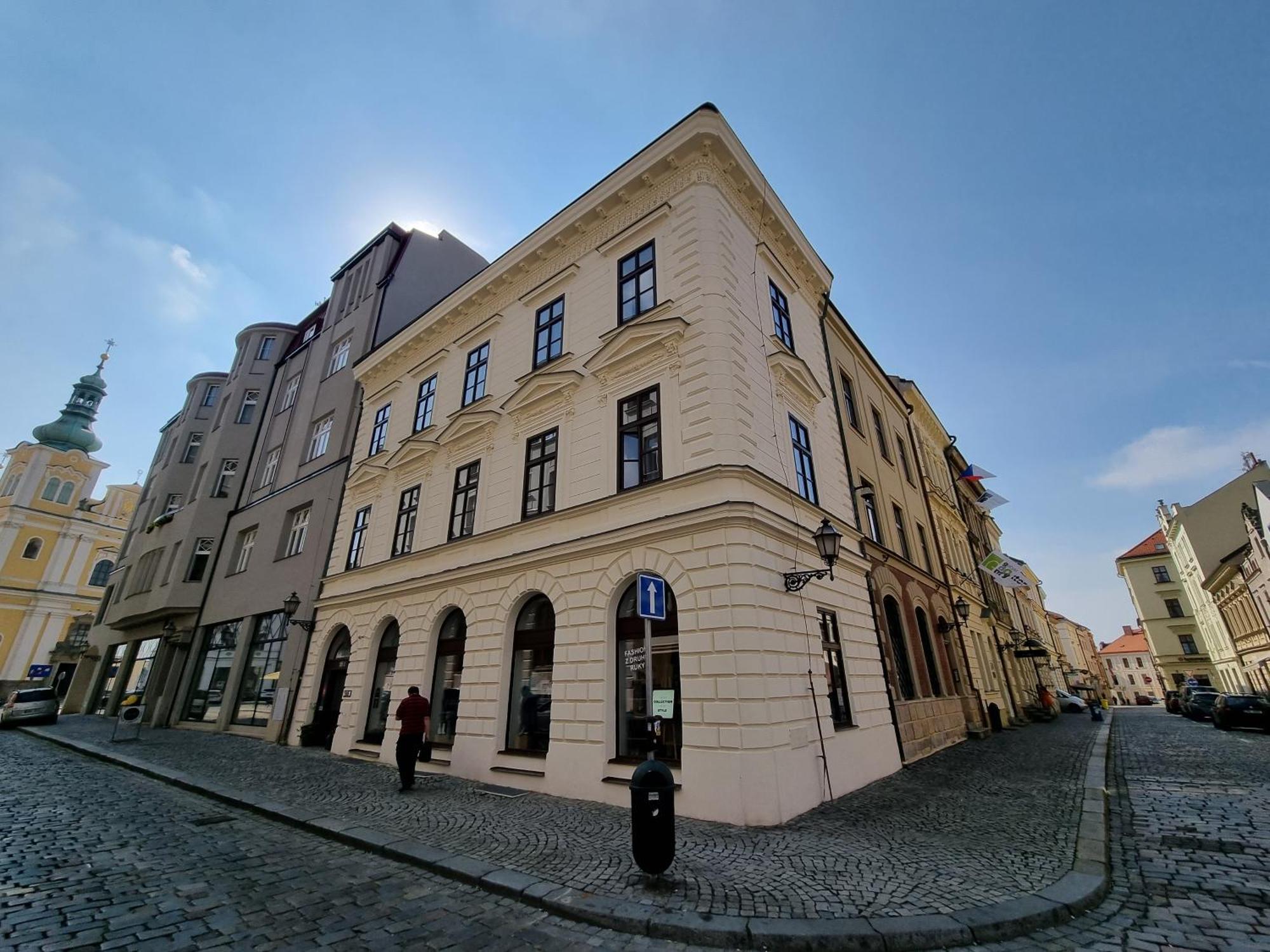 Velky Byt 3+Kk Klicperova, 2 Loznice Hradec Králové Exteriör bild