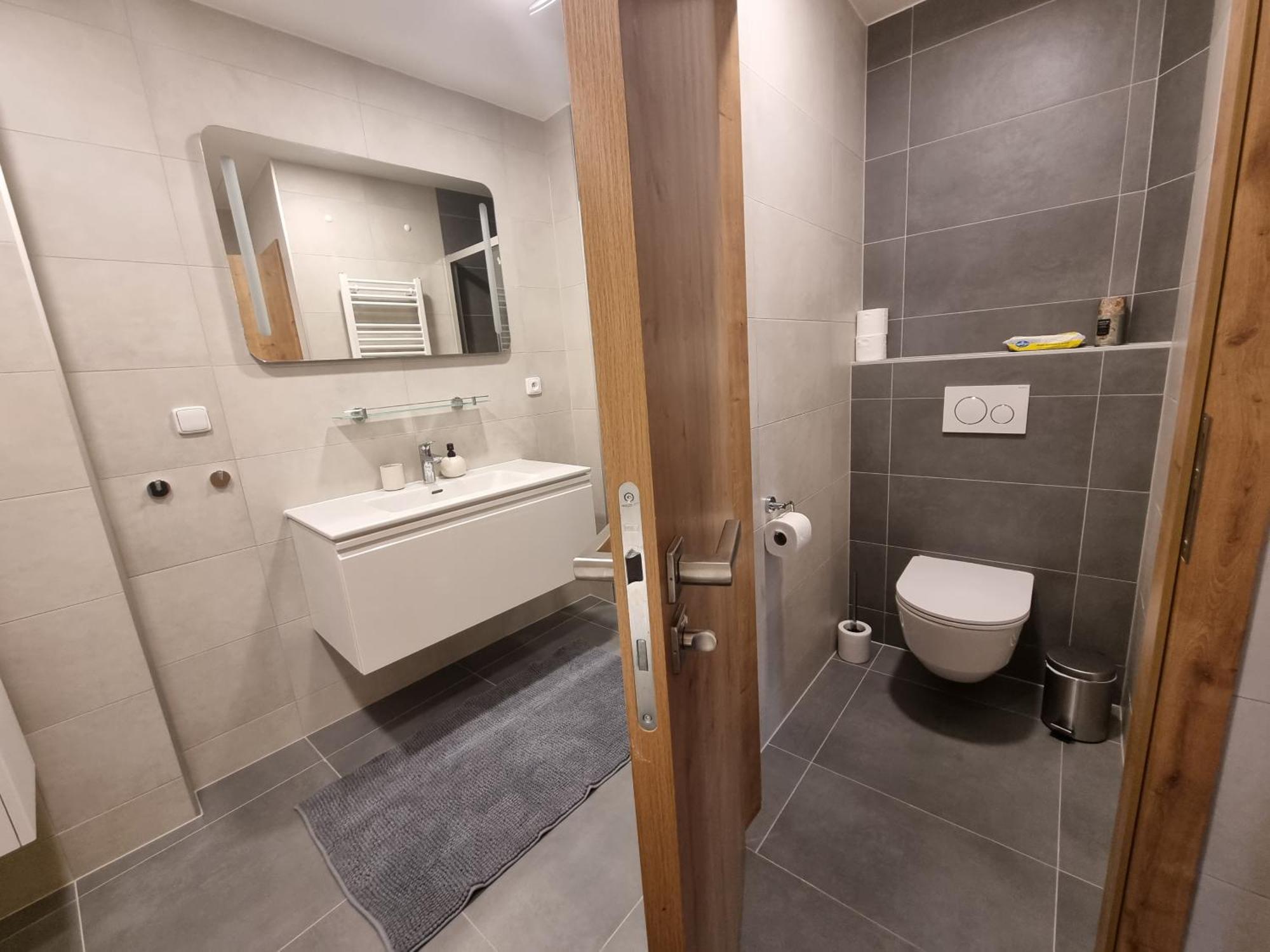 Velky Byt 3+Kk Klicperova, 2 Loznice Hradec Králové Exteriör bild